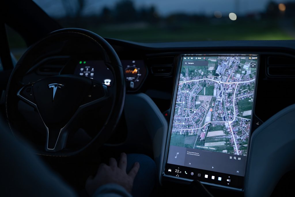 Une voiture électrique a-t-elle vraiment une boîte de vitesse ?